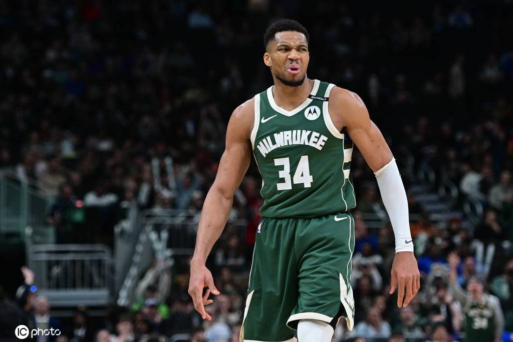 NBA官网公布新赛季东部前十球员 字母哥居首